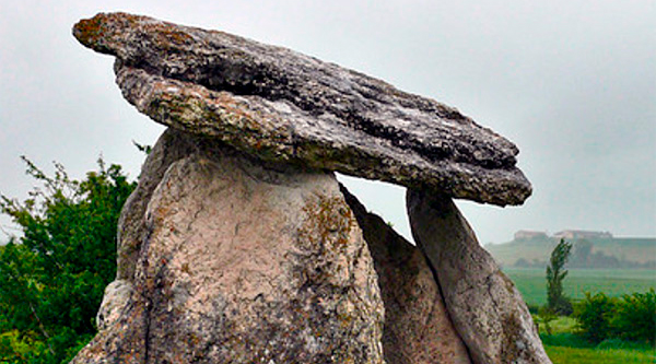 Dolmenes en Cuadrilla Salvatierra